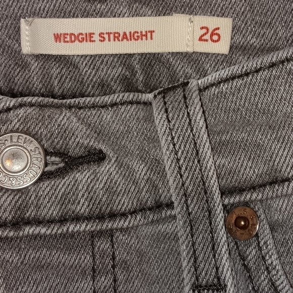 Levi's Wedgie Straight 26 - Picture 4 of 6